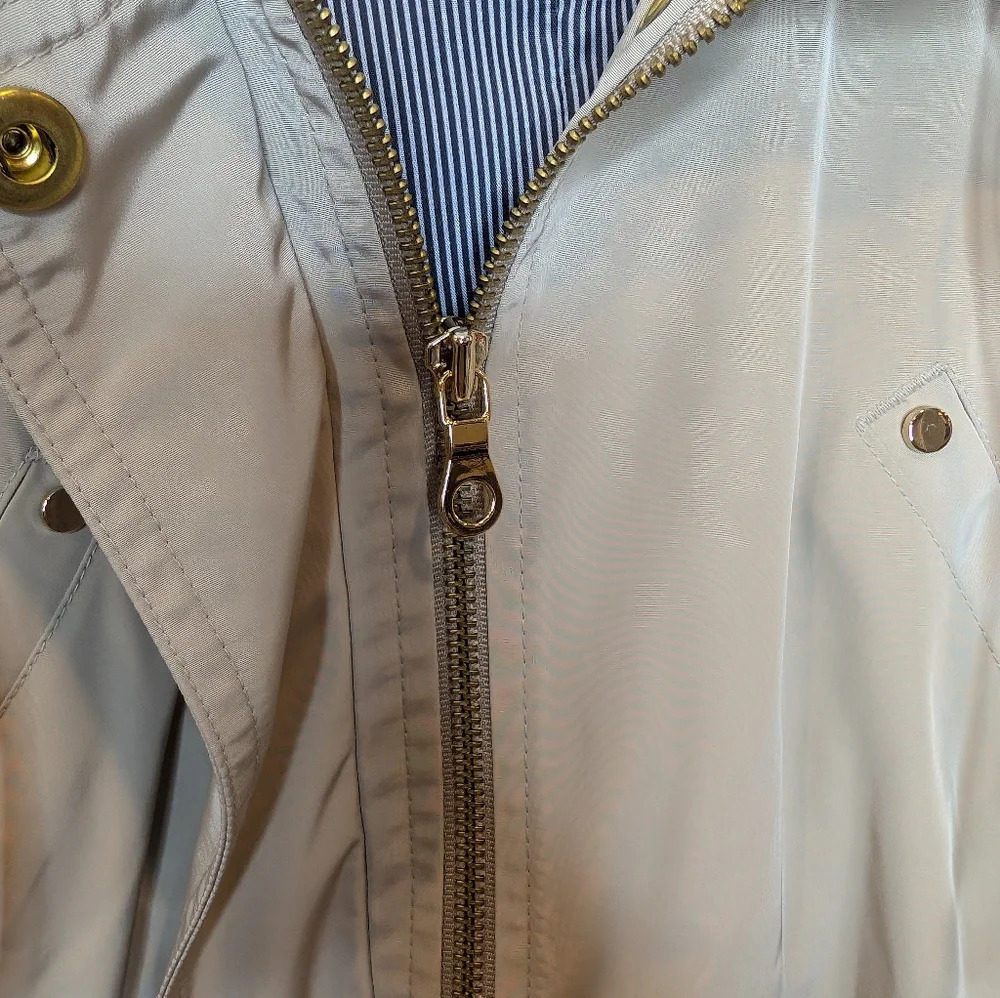 CharterClub Zip Up Water Resistant Beige Tan Rain Utility Jacket Woman Large - Picture 5 of 8
